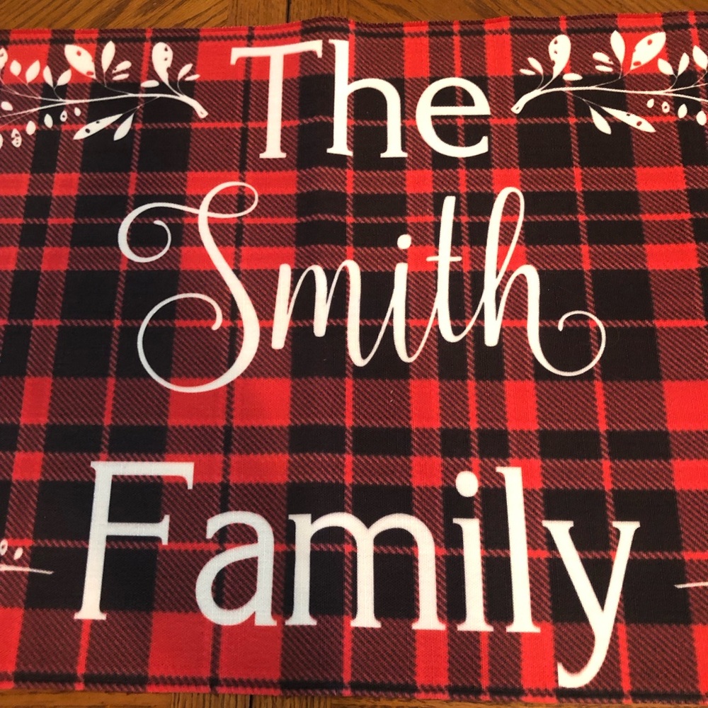 The Smith Family table runner & 4 placemats - Winter Plaid by Personal Creations